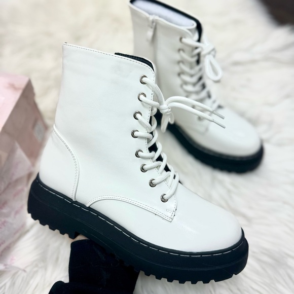 White Combat Boot - Picture 3 of 8